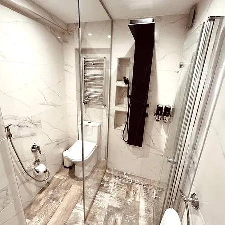 Design - Center * 布加勒斯特