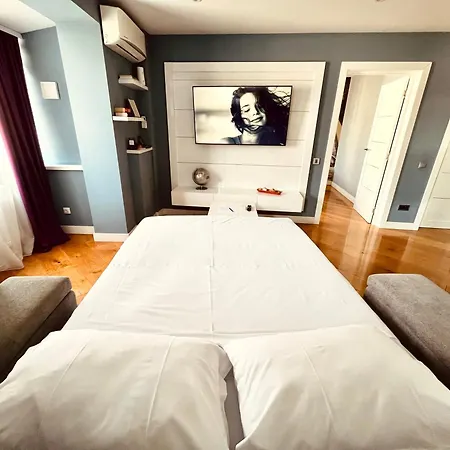 Design - Center Bucarest