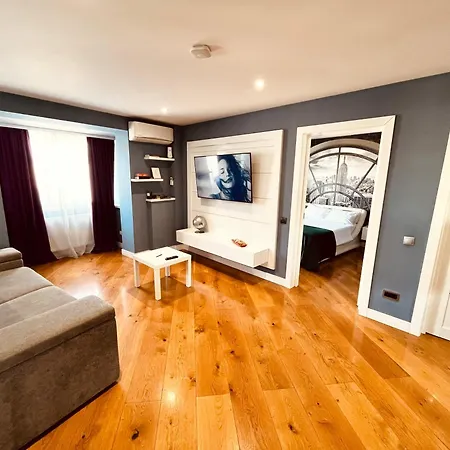 Empire - Design - Old Town Appartement